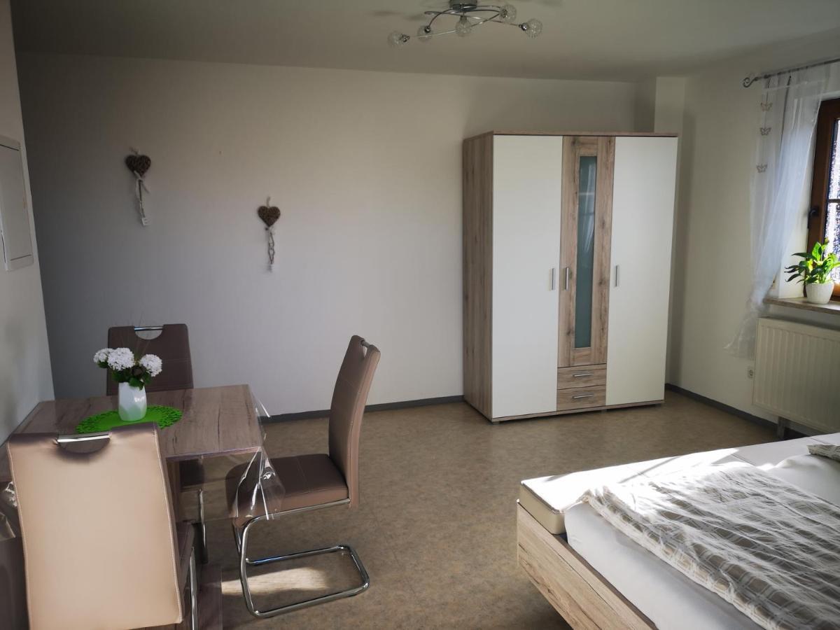Angeln Am Regen - Angelhof Posl Lägenhet Nittenau Exteriör bild