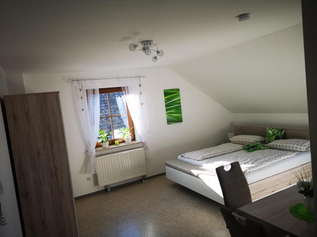 Angeln Am Regen - Angelhof Posl Lägenhet Nittenau Exteriör bild
